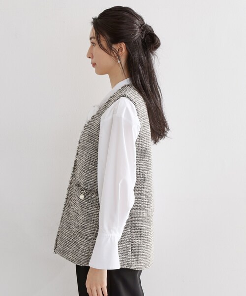 THE SHOP TK （ザ ショップ ティーケー ）の「【フォーマルにもカジュアルにも】ツイードジレ（ベスト・レディース・アイボリー/ネイビー/ブラック系3・12/13）」の19枚目の写真