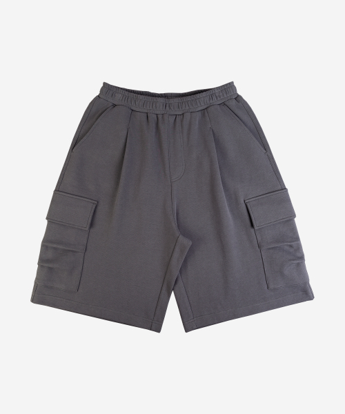 ALEXNAIDEN(アレックスエンエイデン)の「ワンタックワイドカーゴショートパンツ(チャコール)(その他パンツ・レディース・チャコール・MEDIUM/LARGE/X-LARGE)」の1枚目の写真