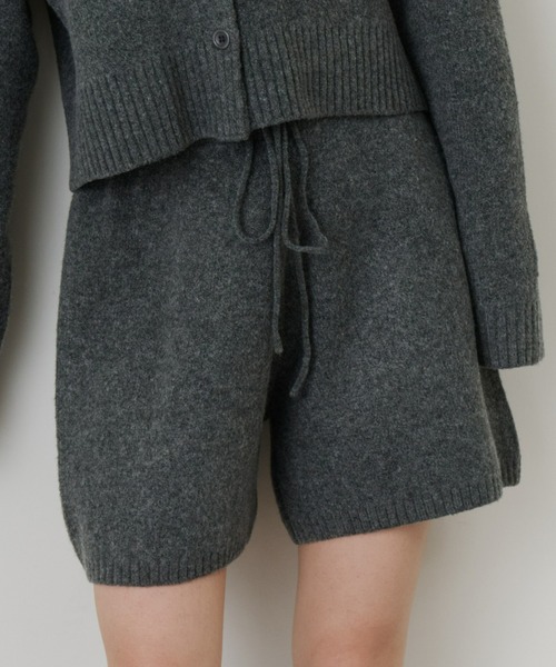 Olu.（オルドット）の「メランジニットショートパンツ[セットアップ可能]（その他パンツ・レディース・チャコールグレー/ブラウン・FREE）」の2枚目の写真