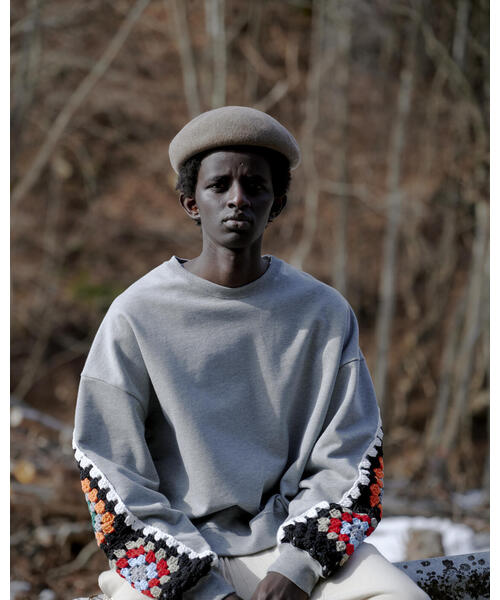 DISCOVERED（ディスカバード）の「DISCOVERED(ディスカバード) 別注 CROCHET SLEEVE SWEAT（スウェット・メンズ・グレー/ホワイト/その他24/ブラック・1/3）」の10枚目の写真