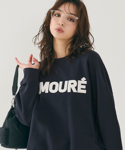 coca(coca)(コカ)の「ワッペン刺繍裏毛トレーナー(スウェット・レディース・ライトブルー/ブラック/ネイビー/ライトベージュ・S/M/L)」の4枚目の写真