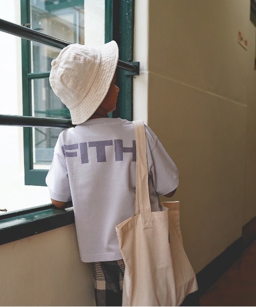 FITH(フィス)の「Smooth Cotton Jersey Back Logo Tee(Tシャツ/カットソー・キッズ・チャコールグレー/ピンク・145/135)」の2枚目の写真