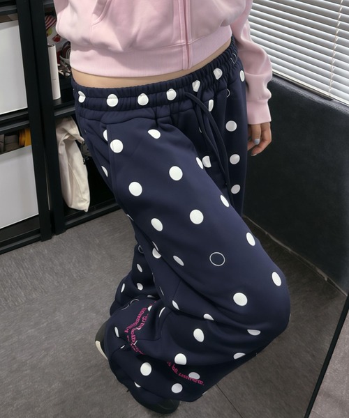 meJane(ミージェーン)の「ドット柄 スウェットパンツ(スウェットパンツ・レディース・ネイビー・L/M/S)」の2枚目の写真