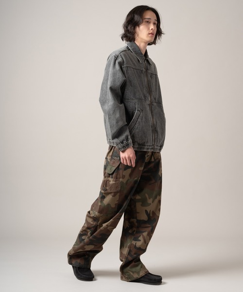 Levi's(リーバイス)の「Levi's/リーバイス BAGGY FIELD カーゴパンツ(カーゴパンツ・メンズ・グリーン・S/M/L/XL)」の6枚目の写真