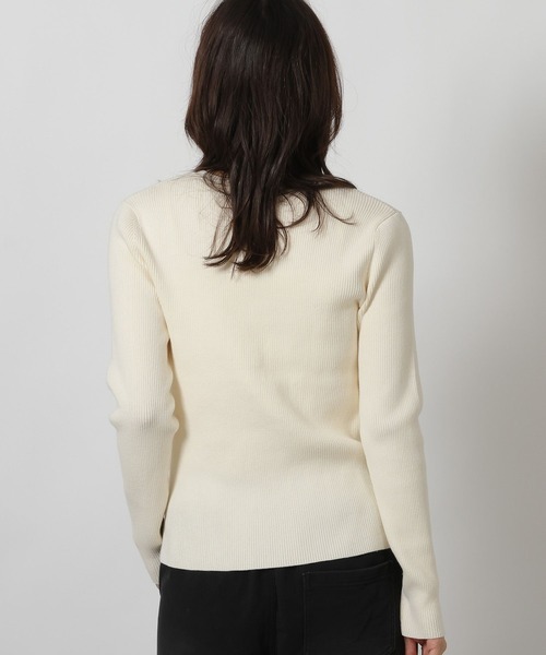 LAKOLE（ラコレ）の「14ゲージヘンリーネックニットプルオーバー / 639733（ニット/セーター・レディース・ブルー系その他/杢グレー/ブラック/アイボリー・FREE）」の17枚目の写真