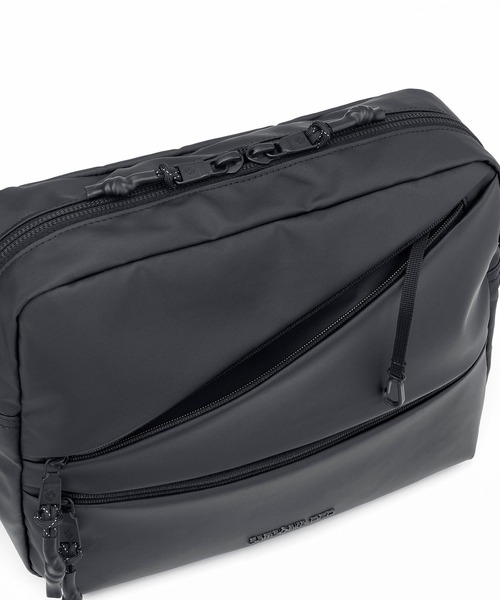 サムソナイトレッド Z-ZIP クロスボディ バッグ M（ボディバッグ