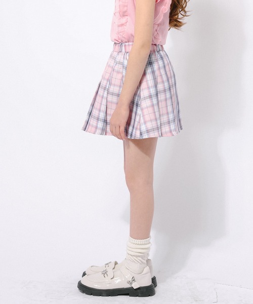 URBAN CHERRY（アーバンチェリー）の「【動くたびラメきらめく】ラメミックスプリーツスカート(インナーパンツ付き)（スカート・キッズ・ブラック/パープル/ネイビー/ピンク・120cm/110cm/140cm/130cm/150cm）」の21枚目の写真