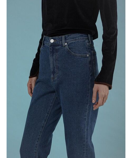 FIKA.(フィーカ)の「Slim flared denim pants(デニムパンツ・レディース・ブルー系その他/ブルー・MEDIUM/SMALL)」の7枚目の写真
