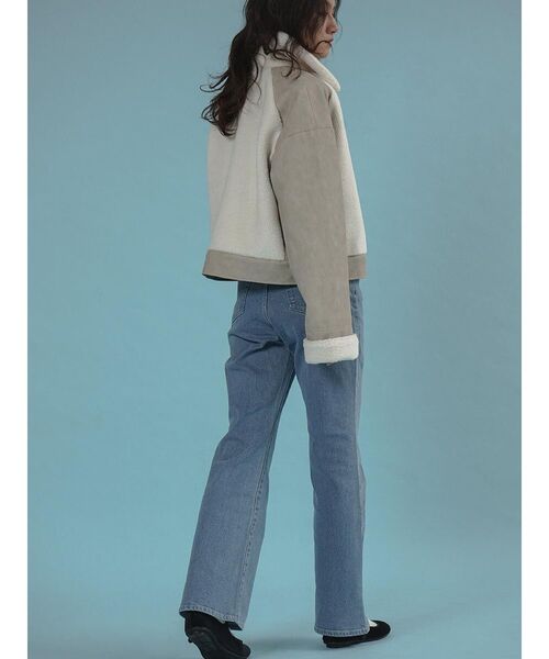 FIKA.(フィーカ)の「Slim flared denim pants(デニムパンツ・レディース・ブルー系その他/ブルー・MEDIUM/SMALL)」の22枚目の写真