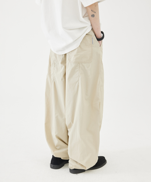 eastserviceshop（イーストサービスショップ）の「Basic Ballon Pants - G/Beige（その他パンツ・レディース・サンドベージュ・50/48）」の3枚目の写真
