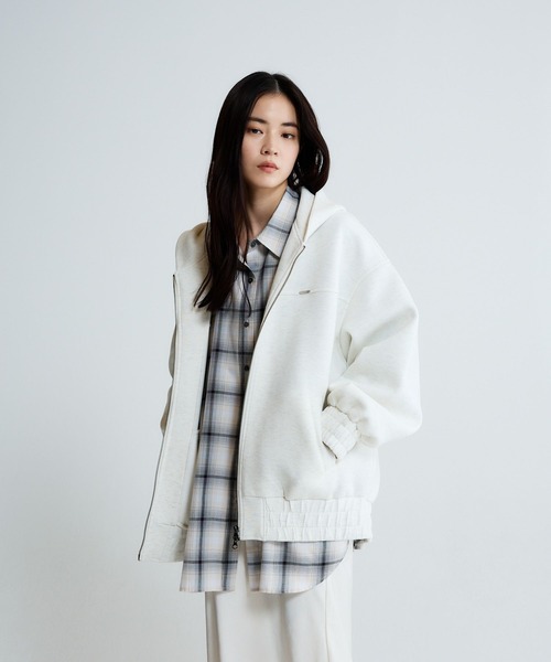 JEANASIS（ジーナシス）の「ダンボールBIGフードブルゾン/638699（ブルゾン・レディース・ブラック/オートミール/グレー・FREE）」の11枚目の写真