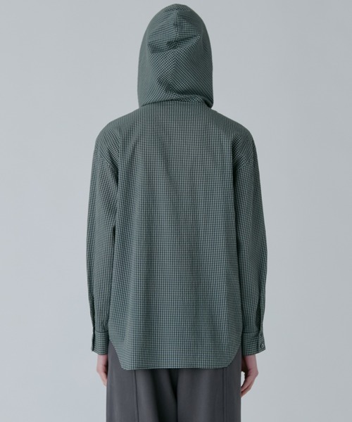 LE CIEL BLEU（ルシェルブルー）の「ギンガムチェックフーデッドシャツ / Gingham Check Hooded Shirt（シャツ/ブラウス・レディース・ホワイト/ブラック/ライトブルー/ダークグリーン・36）」の22枚目の写真