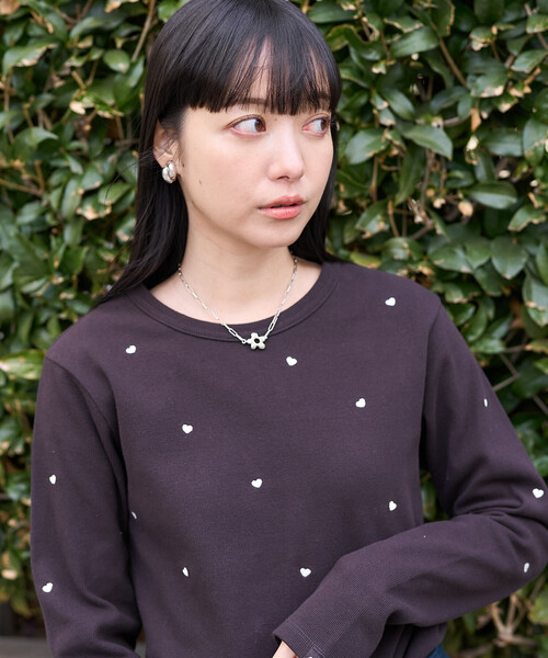セール】ミニハート刺繍 ロンT/長袖 Tシャツ（Tシャツ/カットソー