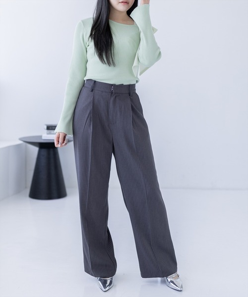 CLEAR BASIC（クリアベーシック）の「【低身長サイズ有/オフィス◎】ストライプワイドパンツ(セットアップ可)[スラックス/ハイウエスト/通勤/きれいめ]（スラックス・レディース・チャコールグレー/ベージュ/ライトグレー・F/PF）」の20枚目の写真