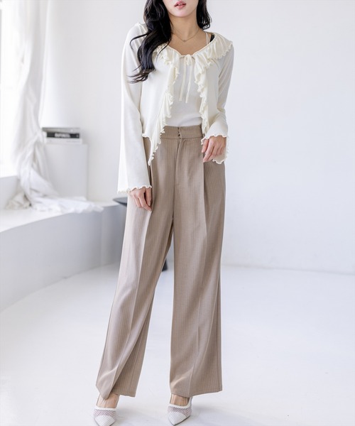 CLEAR BASIC（クリアベーシック）の「【低身長サイズ有/オフィス◎】ストライプワイドパンツ(セットアップ可)[スラックス/ハイウエスト/通勤/きれいめ]（スラックス・レディース・チャコールグレー/ベージュ/ライトグレー・F/PF）」の7枚目の写真