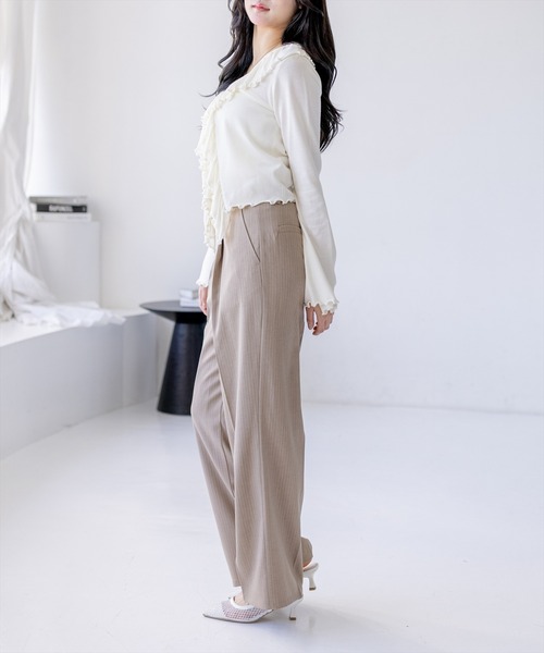 CLEAR BASIC（クリアベーシック）の「【低身長サイズ有/オフィス◎】ストライプワイドパンツ(セットアップ可)[スラックス/ハイウエスト/通勤/きれいめ]（スラックス・レディース・チャコールグレー/ベージュ/ライトグレー・F/PF）」の8枚目の写真