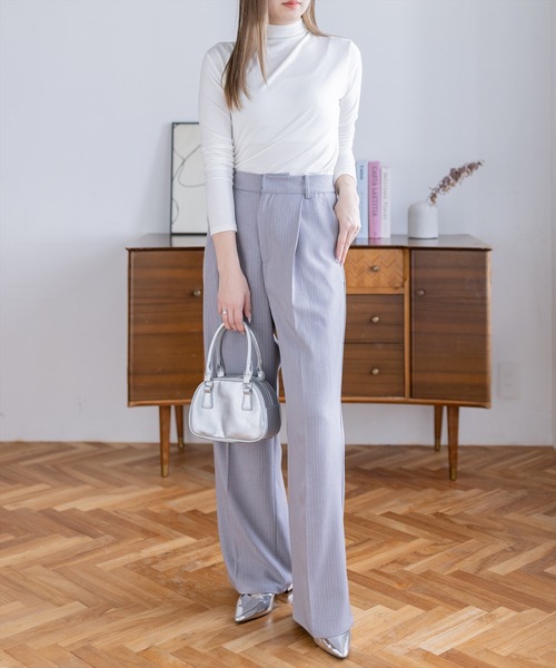 CLEAR BASIC（クリアベーシック）の「【低身長サイズ有/オフィス◎】ストライプワイドパンツ(セットアップ可)[スラックス/ハイウエスト/通勤/きれいめ]（スラックス・レディース・チャコールグレー/ベージュ/ライトグレー・F/PF）」の14枚目の写真