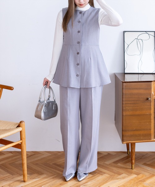 CLEAR BASIC（クリアベーシック）の「【低身長サイズ有/オフィス◎】ストライプワイドパンツ(セットアップ可)[スラックス/ハイウエスト/通勤/きれいめ]（スラックス・レディース・チャコールグレー/ベージュ/ライトグレー・F/PF）」の17枚目の写真
