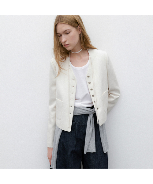 ATELIER NAIN(アトリエナイン)の「STRING V-NECK CROP FALL JACKET(JK-3042)(その他アウター・レディース・ブラック/アイボリー・SMALL/MEDIUM)」の2枚目の写真