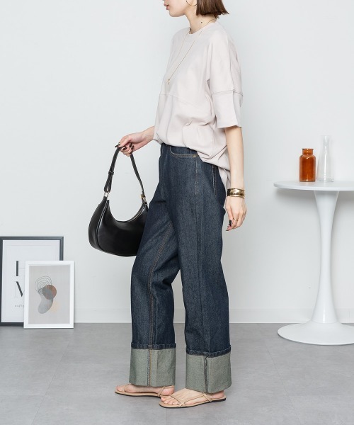 aity(アイティ)の「M-5L オーバーサイズ無地T 夏服(Tシャツ/カットソー・レディース・オフホワイト/グレイッシュベージュ/ピンクベージュ/ブラック・4L~5L/LL~3L/M~L)」の19枚目の写真