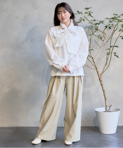 DAESE TOKYO（デセトウキョウ）の「『DAESE TOKYO/デセトウキョウ』ウォッシャブルフェイクレザータックワイドパンツ（その他パンツ・レディース・ブルー/アイボリー/ブラック・FREE）」の15枚目の写真