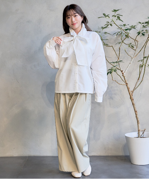 DAESE TOKYO（デセトウキョウ）の「『DAESE TOKYO/デセトウキョウ』ウォッシャブルフェイクレザータックワイドパンツ（その他パンツ・レディース・ブルー/アイボリー/ブラック・FREE）」の16枚目の写真