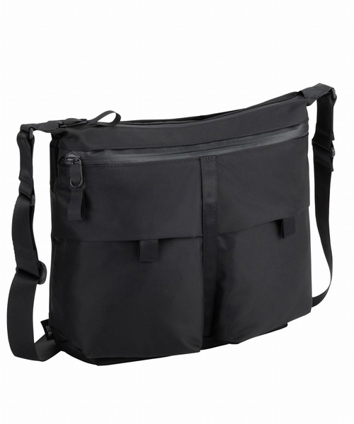 ace.(エース)の「ショルダーバッグ ラグマスター2 10L B4サイズ 17767(ショルダーバッグ・メンズ・ブラック/カーキ・FREE)」の1枚目の写真