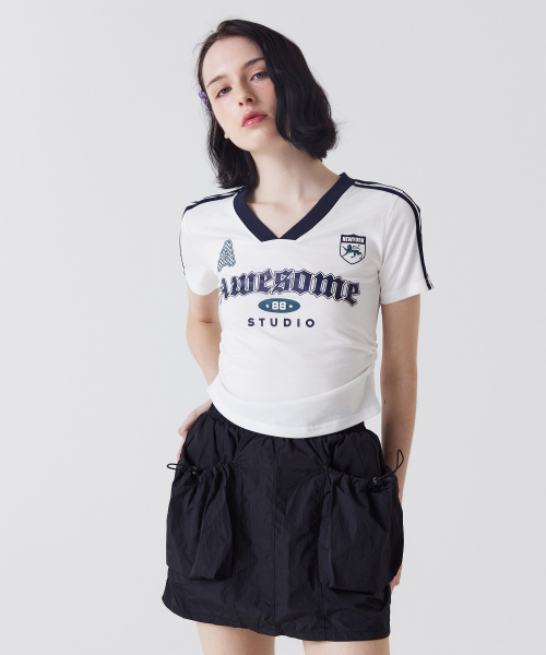 AWESOME STUDIO(オーサムスタジオ)の「半袖ブロックコアVネックシャーリングTシャツネイビー(Tシャツ/カットソー・レディース・その他・FREE)」の4枚目の写真