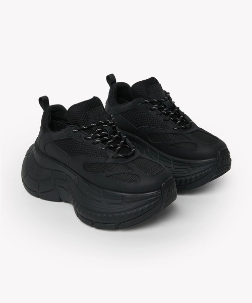 L.H.P(エルエイチピー)の「GUAPI/グアピ/ALL Black Track Star(スニーカー・メンズ・ブラック・41/43/44/42)」の2枚目の写真