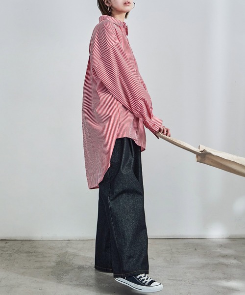 Fashion Letter（ファッションレター）の「テールカット ストライプシャツ（シャツ/ブラウス・レディース・レッド/サックスブルー/ブルー・M）」の18枚目の写真