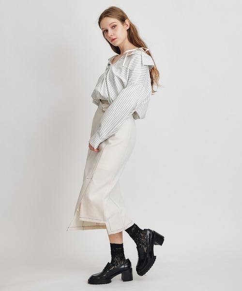 REDYAZEL（レディアゼル）の「ベアレイヤードストライプバルーンオフショルブラウス（シャツ/ブラウス・レディース・ベージュ系その他/ホワイト系その他/ブルー系その他・FREE）」の22枚目の写真