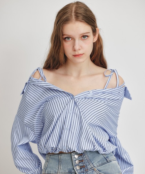 REDYAZEL（レディアゼル）の「ベアレイヤードストライプバルーンオフショルブラウス（シャツ/ブラウス・レディース・ベージュ系その他/ホワイト系その他/ブルー系その他・FREE）」の9枚目の写真