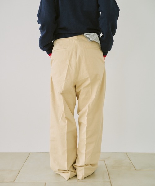 common gull products.(コモンガルプロダクツ)の「二層の腰周りなチノパンツ(チノパンツ・レディース・アイボリー/ベージュ系/チャコール・MEDIUM/LARGE/SMALL)」の18枚目の写真