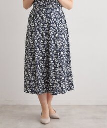 大きいサイズ ローラアシュレイ ティアードスカート フレア ロング 花柄 総柄 LAURA ASHLEY｜ローラアシュレイ（レディース）のスカート（花柄
