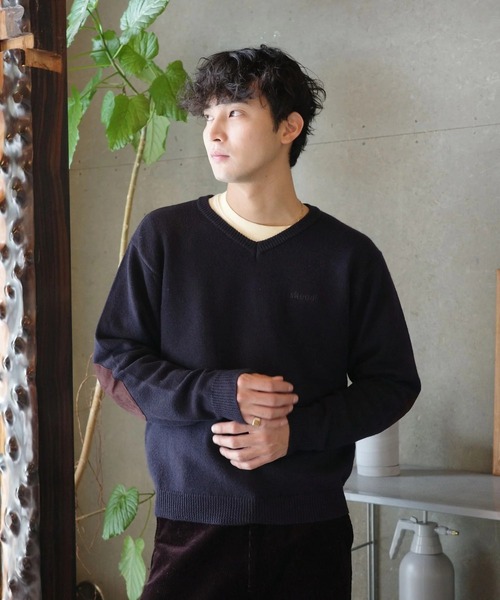 skoool（スクール）の「エルボーパッチVネックニット／パッチデザイン × 柔らかタッチ素材（Tシャツ/カットソー・メンズ・ネイビー/グレー・MEDIUM/LARGE）」の12枚目の写真