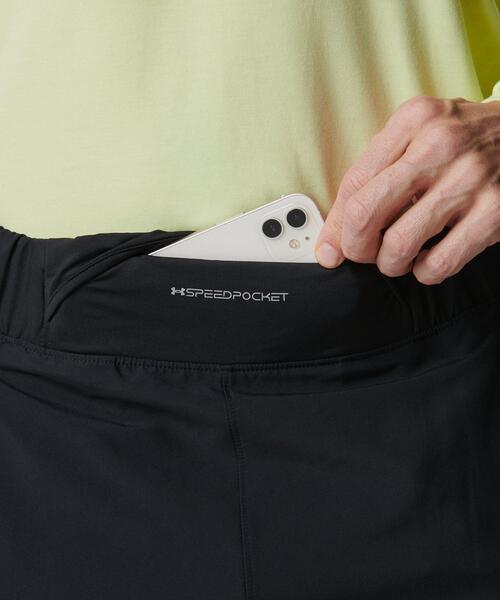 UNDER ARMOUR(アンダーアーマー)の「UAマルチ ポケット ウーブンショーツ(トレーニング/メンズ)(その他パンツ・メンズ・ブラック・S/2XL/L/3XL/M/XL)」の3枚目の写真