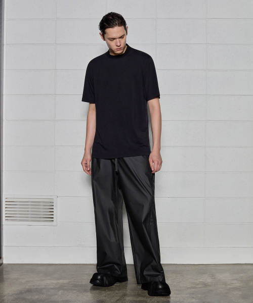DGNAK（ディグナク）の「レイヤードクルーネックTシャツ（ブラック）（Tシャツ/カットソー・メンズ・ブラック・LARGE/MEDIUM）」の4枚目の写真