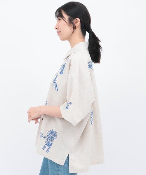 チチカカ(チチカカ)の「カッチーナ刺繍シャツ(シャツ/ブラウス・レディース・ナチュラル/レッド/ブラック・FREE)」の11枚目の写真