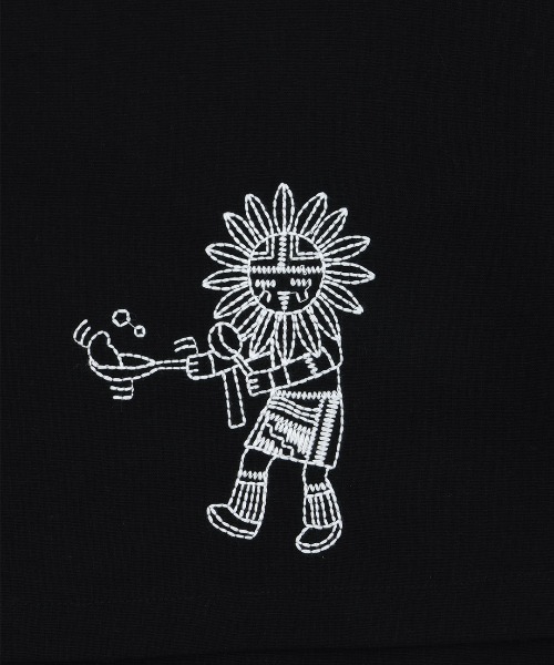 チチカカ(チチカカ)の「カッチーナ刺繍シャツ(シャツ/ブラウス・レディース・ナチュラル/レッド/ブラック・FREE)」の16枚目の写真