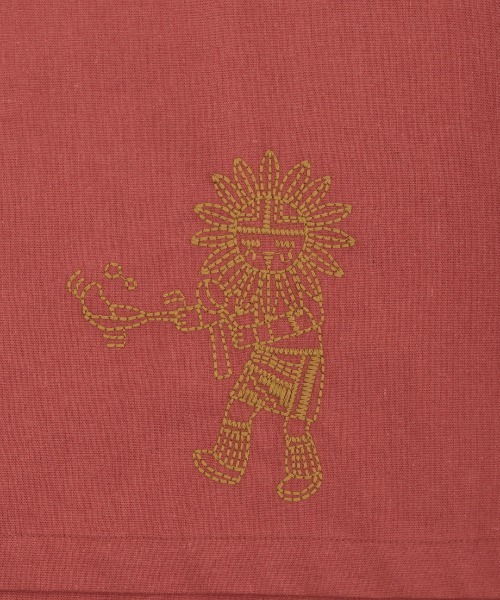 チチカカ(チチカカ)の「カッチーナ刺繍シャツ(シャツ/ブラウス・レディース・ナチュラル/レッド/ブラック・FREE)」の18枚目の写真