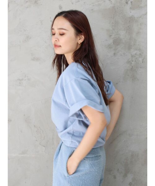 Ungrid(アングリッド)の「ヴィンテージウォッシュロゴビックTee(Tシャツ/カットソー・レディース・オレンジ/ブルー/オフホワイト/ブラウン・FREE)」の12枚目の写真