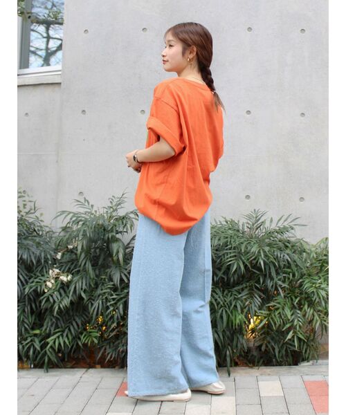 Ungrid（アングリッド）の「ヴィンテージウォッシュロゴビックTee（Tシャツ/カットソー・レディース・オレンジ/ブルー/オフホワイト/ブラウン・FREE）」の7枚目の写真