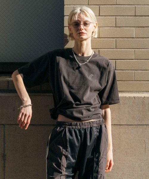 CREDONA（クレドナ）の「PARMANENT TEE（Tシャツ/カットソー・レディース・ブルー/ブラック系その他/その他/ピンク系その他/ブルー系その他2/ブラック/レッド/ピンク/グリーン/ホワイト/パープル/ブルー系その他/ネイビー・FREE）」の4枚目の写真