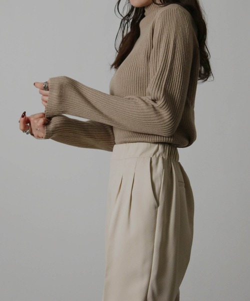 NYLAUS(ナイラス)の「【SG】ハイネック リブニットプルオーバー インナー(ニット/セーター・レディース・イエロー/ベージュ/オフホワイト/ブルー/ブラック/グレイッシュベージュ・L/M)」の10枚目の写真