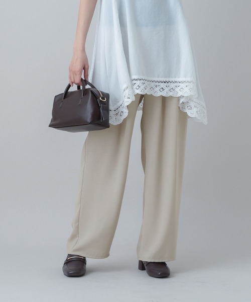 GLOBAL WORK（グローバルワーク）の「MATINEE LINE/ギャザーイージーパンツ/656157（その他パンツ・レディース・ベージュ/スミクロ/ネイビー系・LARGE/MEDIUM）」の3枚目の写真