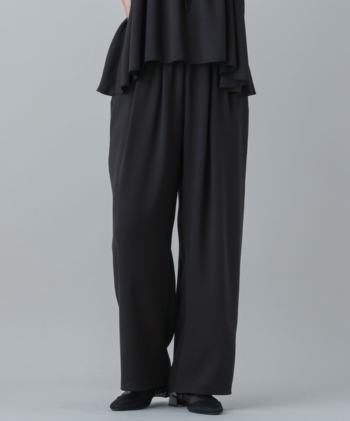 GLOBAL WORK（グローバルワーク）の「MATINEE LINE/ギャザーイージーパンツ/656157（その他パンツ・レディース・ベージュ/スミクロ/ネイビー系・LARGE/MEDIUM）」の9枚目の写真