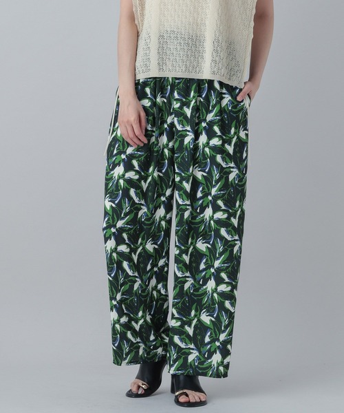 GLOBAL WORK（グローバルワーク）の「MATINEE LINE/ギャザーイージーパンツ/656157（その他パンツ・レディース・ベージュ/スミクロ/ネイビー系・LARGE/MEDIUM）」の18枚目の写真