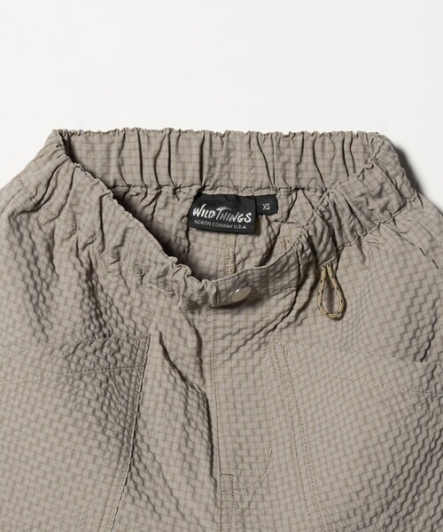 WILD THINGS（ワイルドシングス）の「【別注】＜WILD THINGS＞ ポケット ショートパンツ / キッズ 110cm-130cm（カーゴパンツ・キッズ・ベージュ/ブラック・S(120-130cm)/XS(110-120cm)）」の9枚目の写真