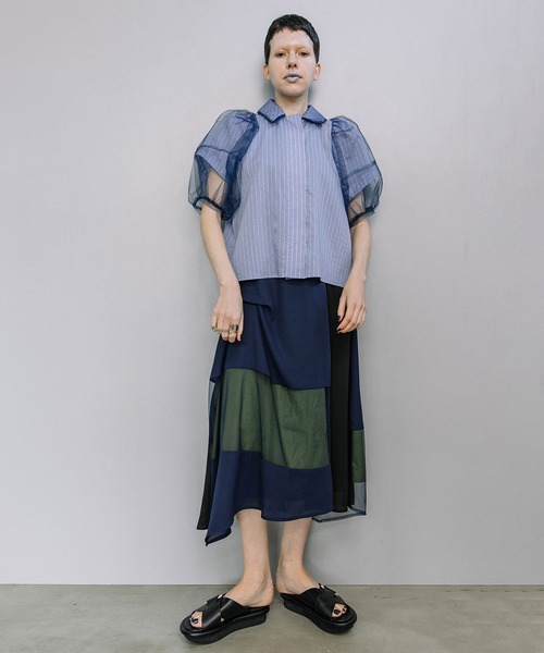 MARECHAL TERRE（マルシャルテル）の「チュールボリュームブラウス（シャツ/ブラウス・レディース・ブラック/オフホワイト/ライトグレー/ストライプ・MEDIUM）」の10枚目の写真