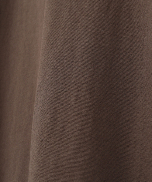 SOFFITTO（ソフィット）の「《定番》顔料染プリントTシャツ（Tシャツ/カットソー・レディース・ブラウン/オフホワイト/チャコールグレー・FREE）」の16枚目の写真